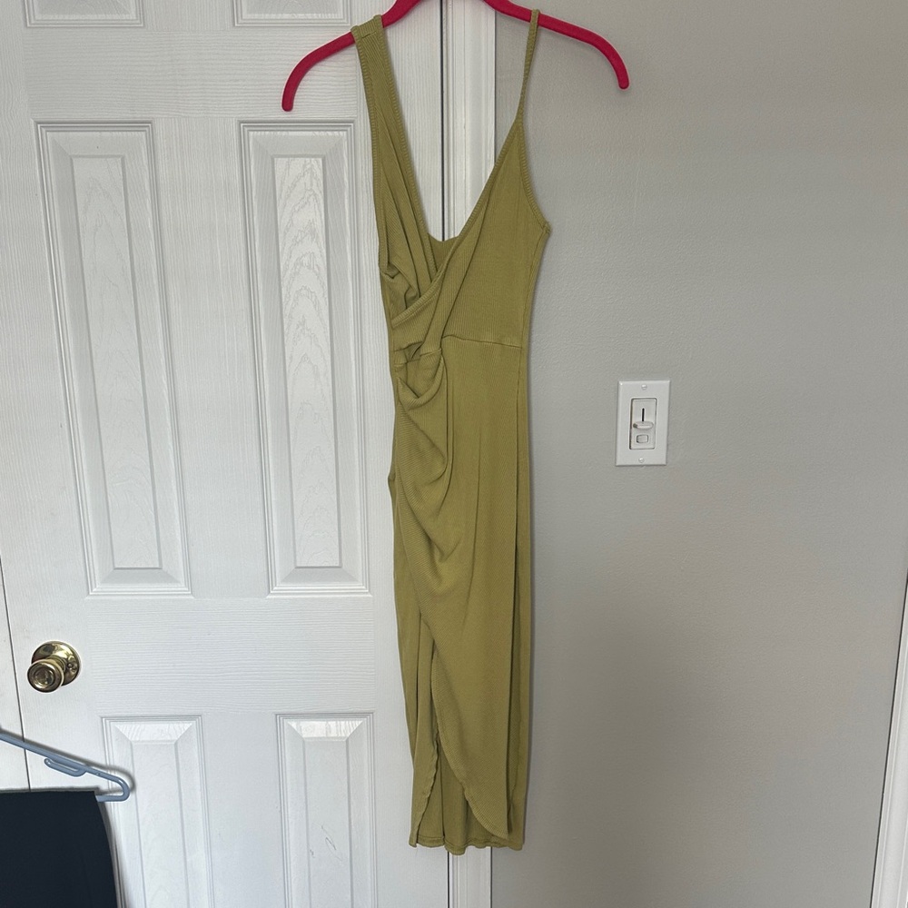 Elegant Olive Green Women's Dress